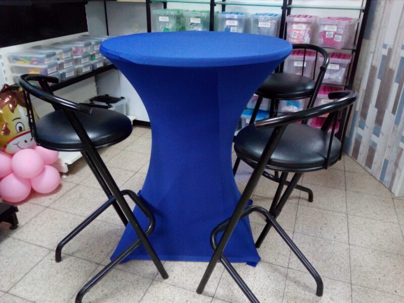 sta tafel met rok